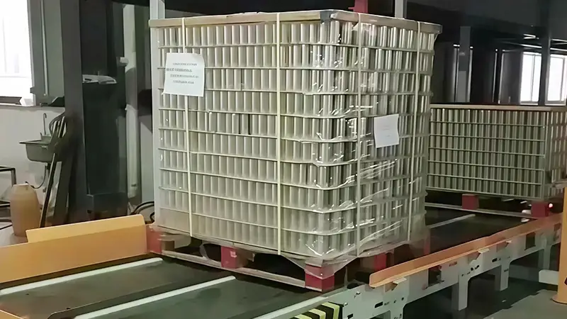 نظام إزالة العلب من الباليت بقوة جذب مغناطيسية