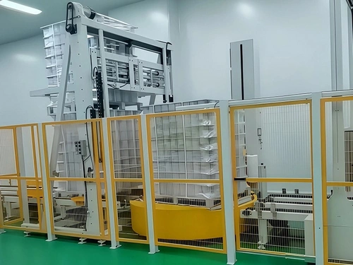 ماكينة أوتوماتيكية لتكديس البالتات 