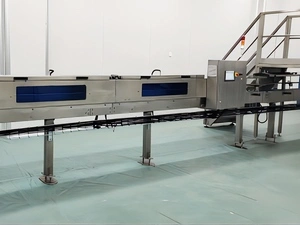 نظام تعقيم نفقي بأشعة UV للعلب المعدنية