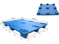 منصات بلاستيكية مشكلة بعملية النفخ